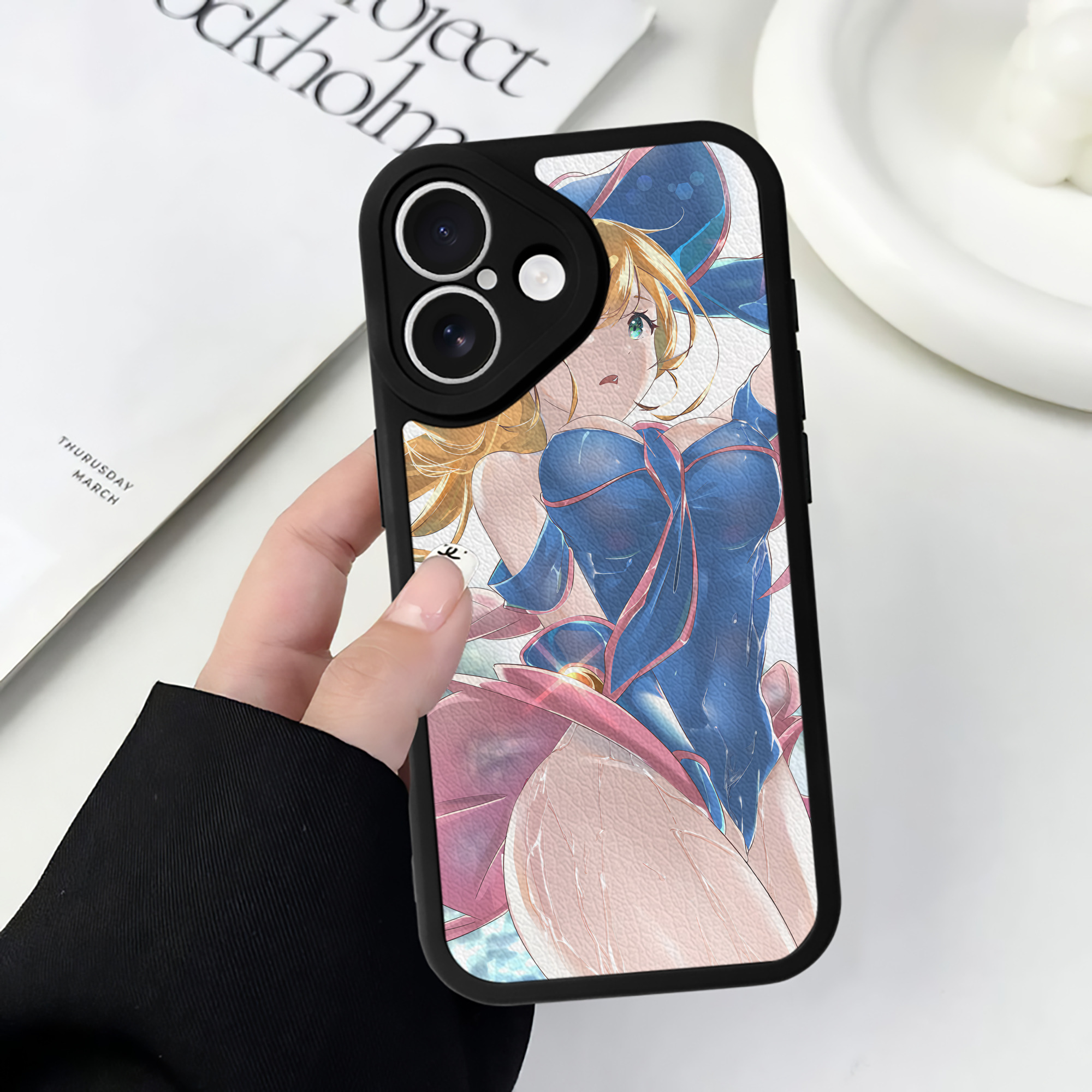 （画像用） 遊☆戯☆王 Yu-Gi-Oh! 【iPhone 16シリーズ対応】シリコンスマホケース（レザー調） 材質：シリコン